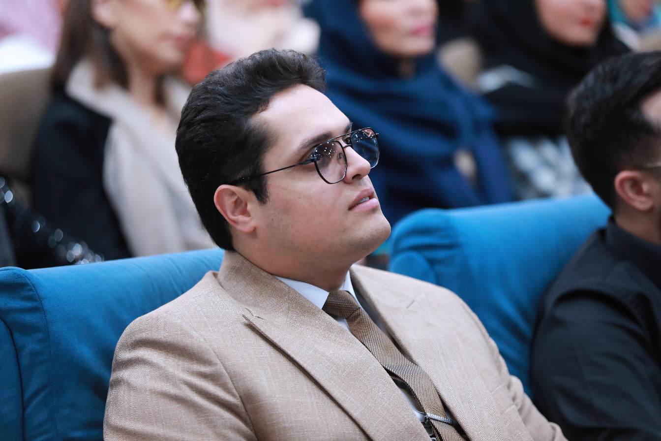 من یک سیستم سازم